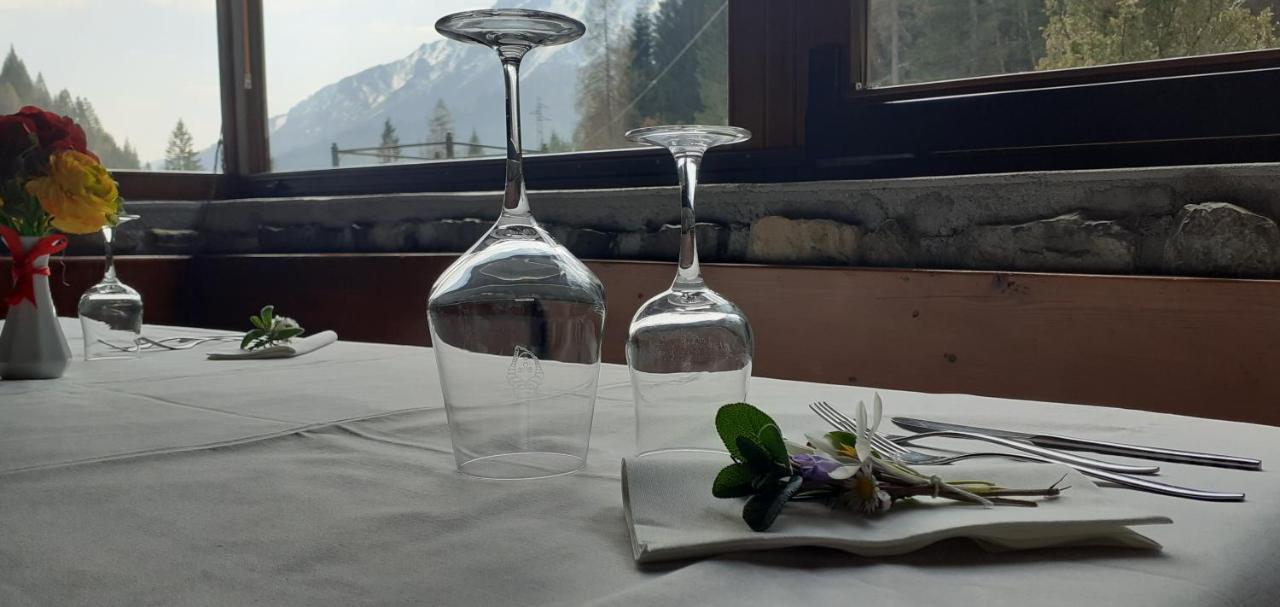 Albergo Nuoitas Forni di Sopra Exterior foto