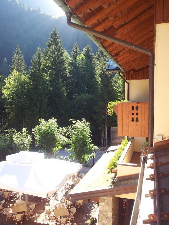 Albergo Nuoitas Forni di Sopra Exterior foto