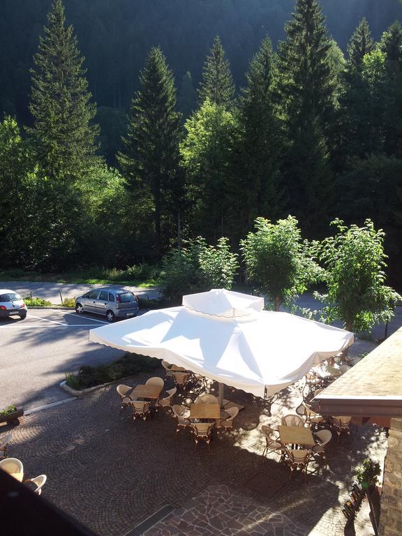 Albergo Nuoitas Forni di Sopra Exterior foto