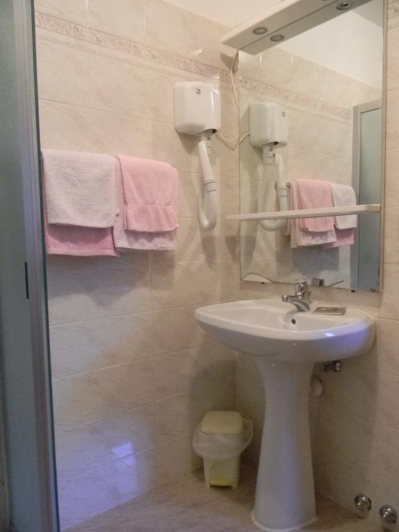 Albergo Nuoitas Forni di Sopra Quarto foto