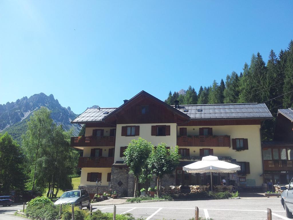 Albergo Nuoitas Forni di Sopra Exterior foto